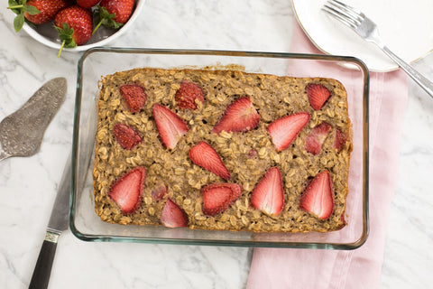 Strawberry Banana Baked Oatmeal